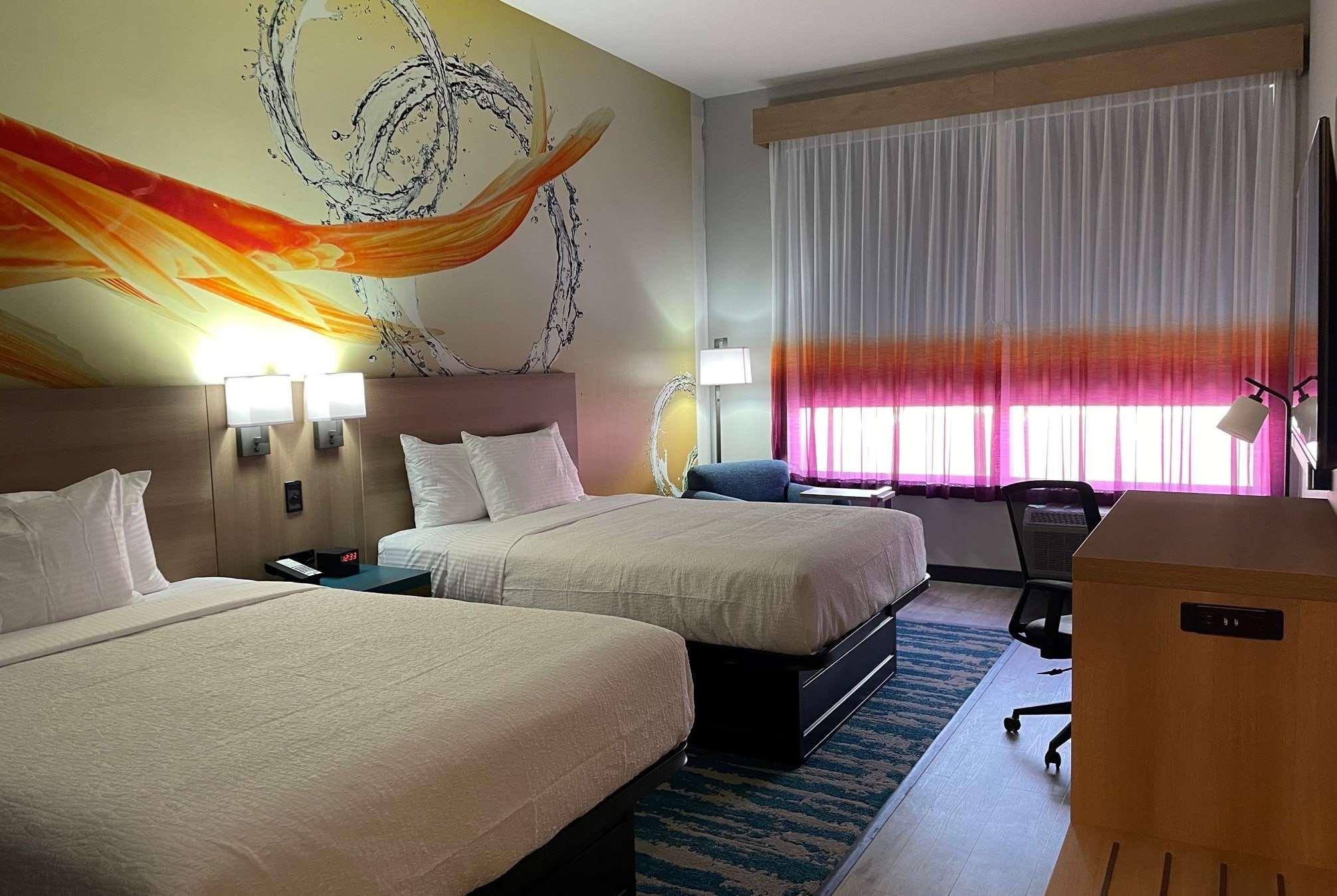 La Quinta Inn & Suites By Wyndham San Antonio Seaworld Lafb Екстер'єр фото