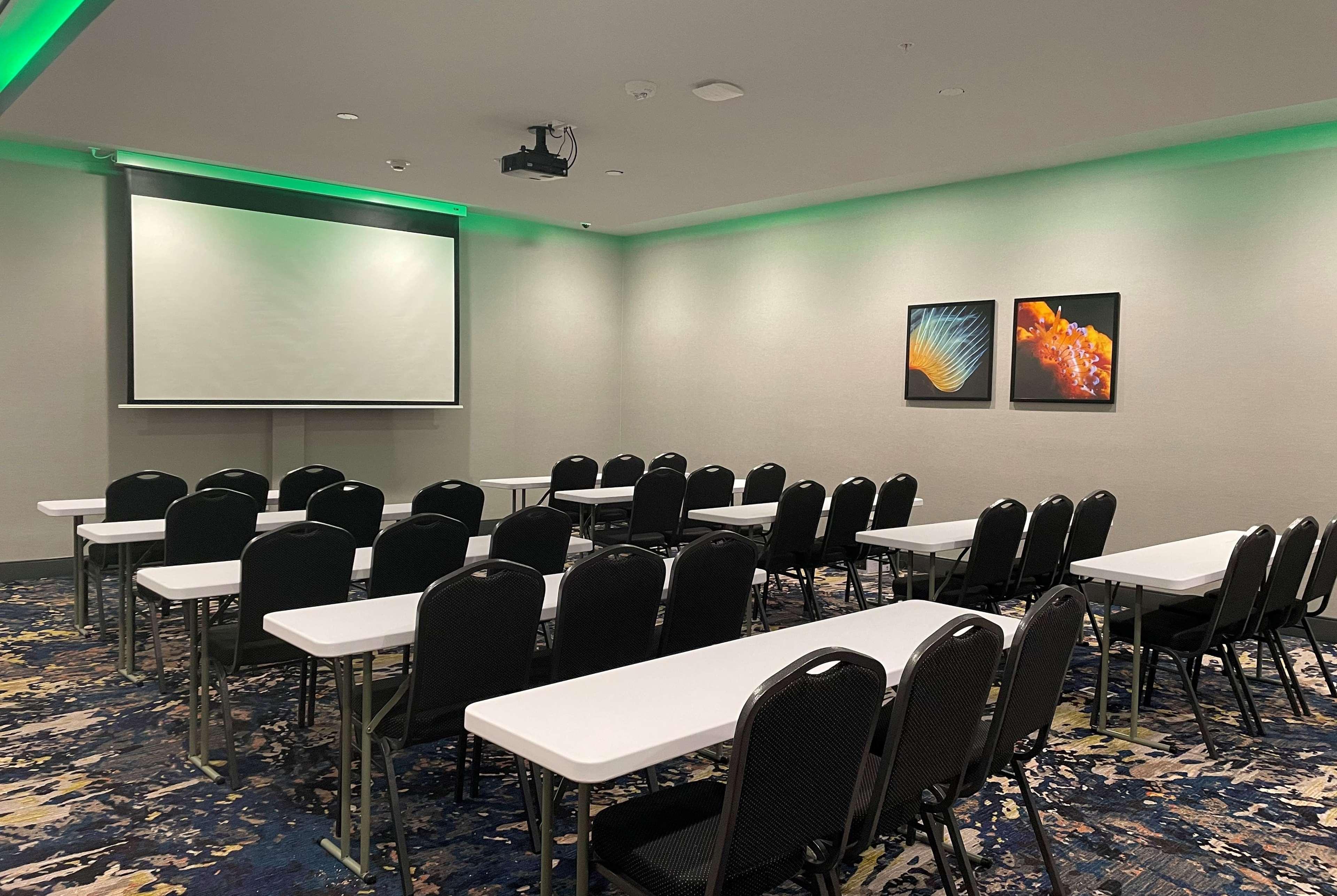La Quinta Inn & Suites By Wyndham San Antonio Seaworld Lafb Екстер'єр фото