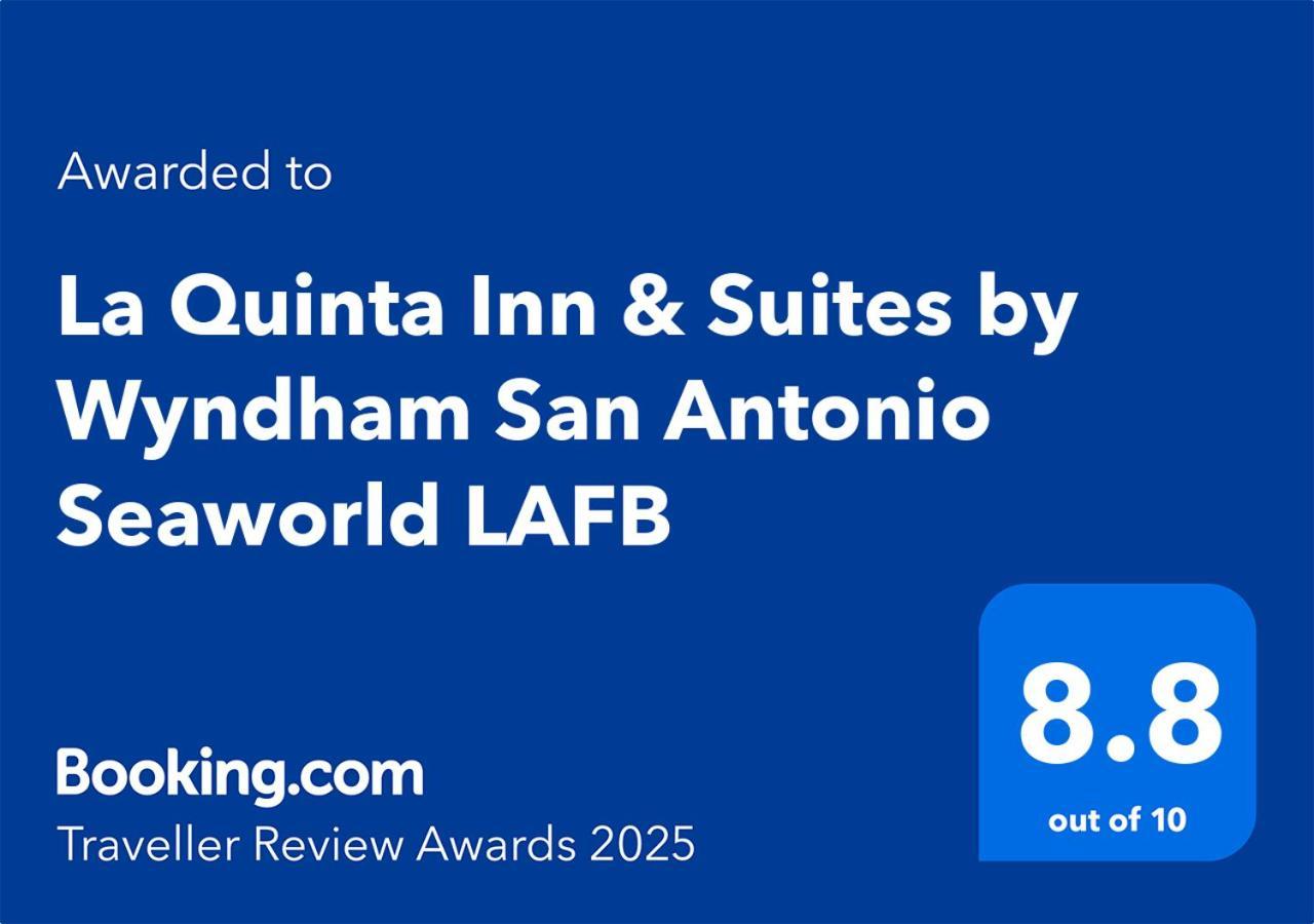 La Quinta Inn & Suites By Wyndham San Antonio Seaworld Lafb Екстер'єр фото